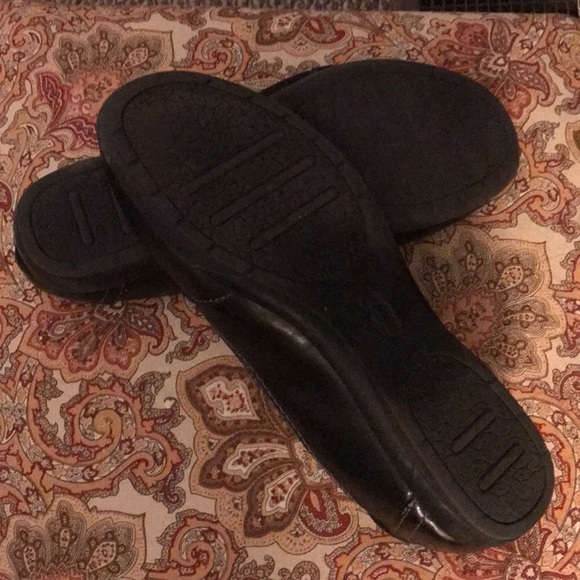 Lightly worn - Picture 2 of 2